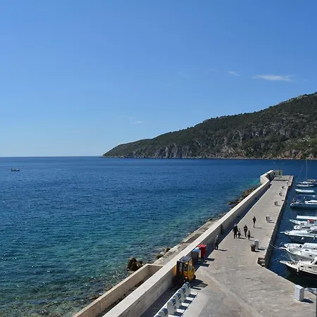 Apartament Riva 5